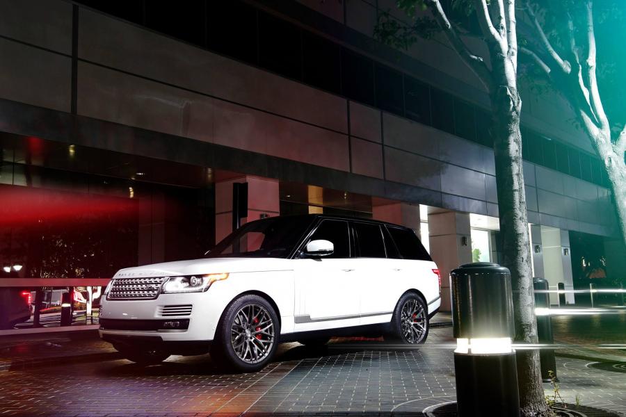  Land Rover Range Rover on Vorsteiner Wheels (VFE-403) 2016 года  (фото 2 из 5)